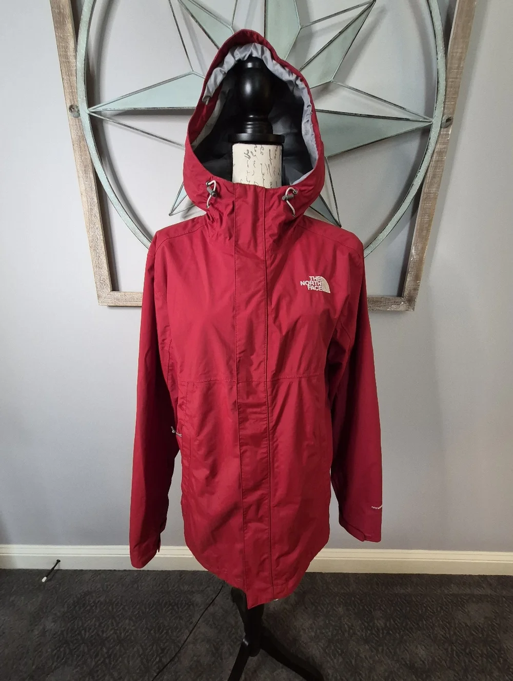 The North Face Men's Full-Zip Hyvent Hooded Jacket Red - M